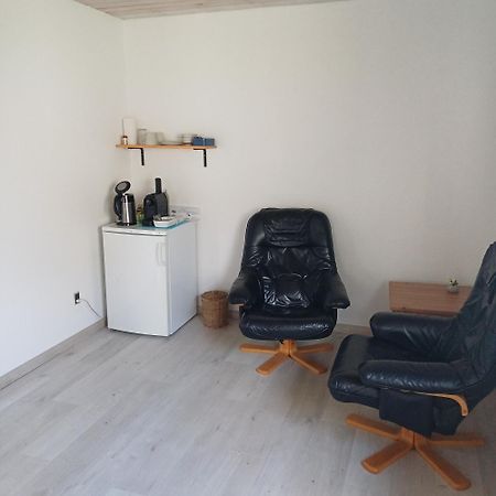 Apartamento Hyrdeskolen Give Exterior foto